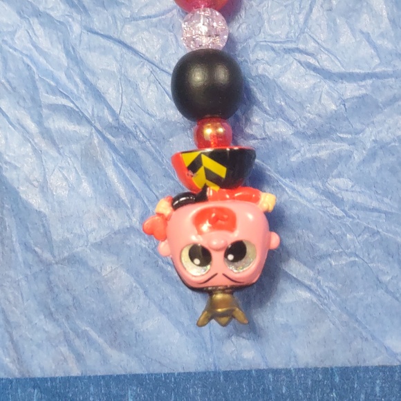 HOMEMADE DISNEY DOORABLE QUEEN OF HARTS TOPPER BEADED PEN REMOVABLE TOPPER - Picture 2 of 6